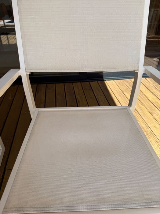 Conjunto Mesa e Cadeiras de exterior