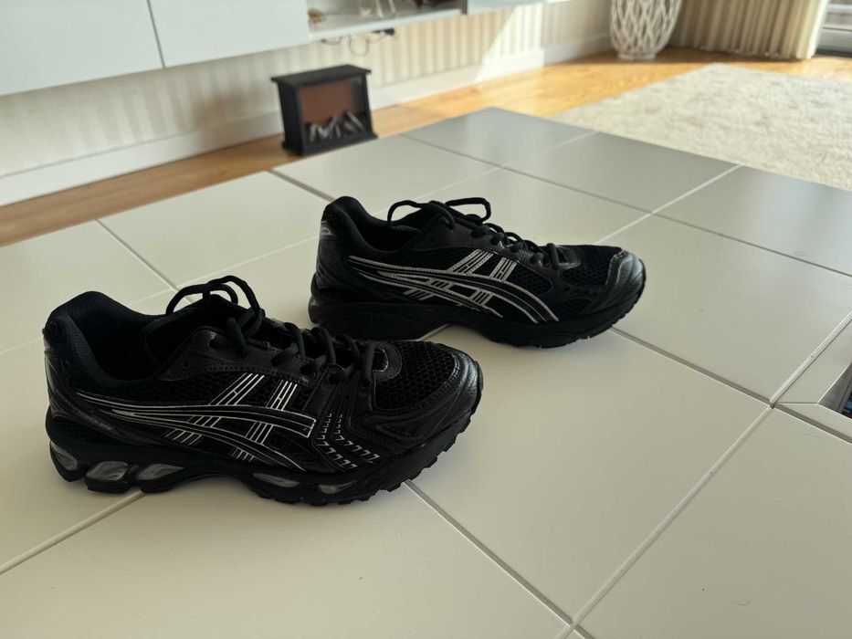 Asics Gel Kayano-14