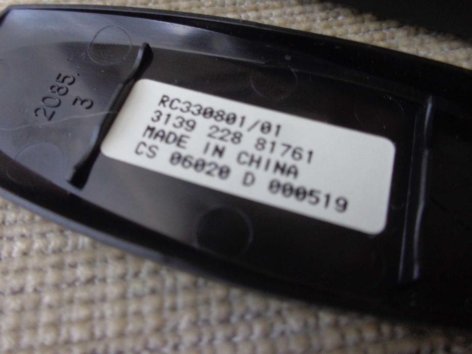 Oryginalny pilot PHILIPS R330801/01