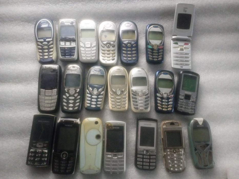 Мобильный телефон Нокиа.