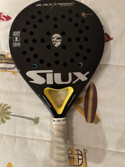 siux  black carbon 3d efect