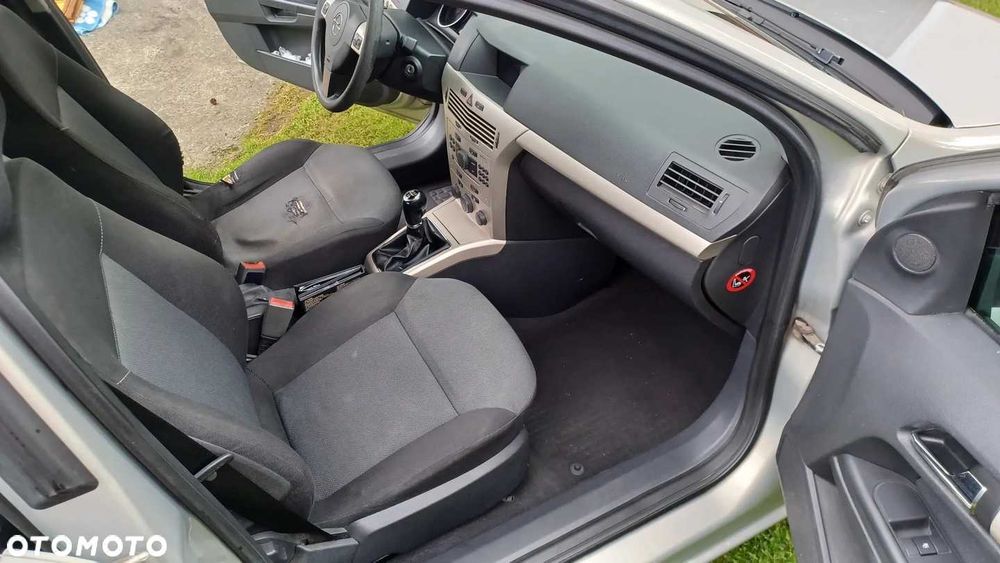 Samochód Opel Astra 2007