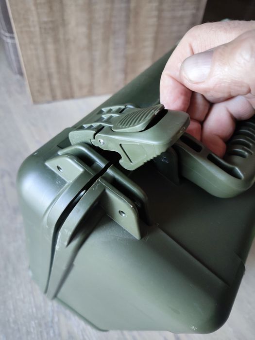 Захисний ударостійкий герметичний пластиковий Olive Drab кейс