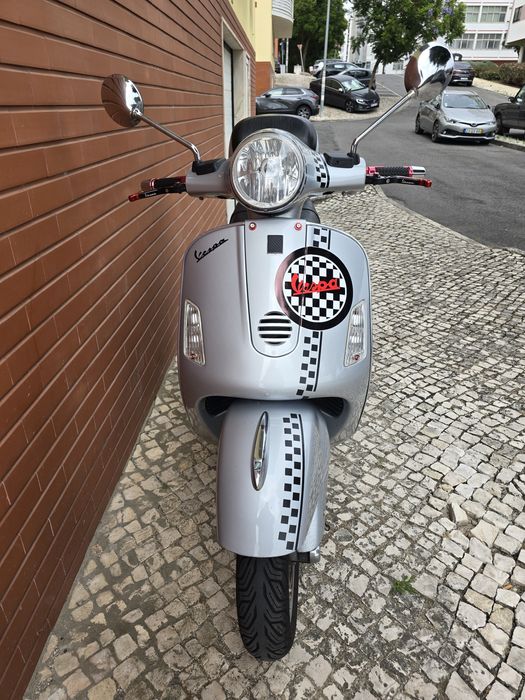 Vespa GT 200 IMPECAVEL de garagem