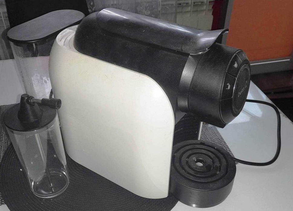 Nowy Ekspres Do Kawy Delta Q QOOL Milk