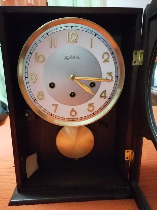 Vendo relógio de parede