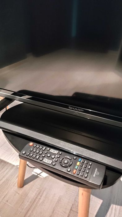 Telewizor Sharp Aquos 50'' cali