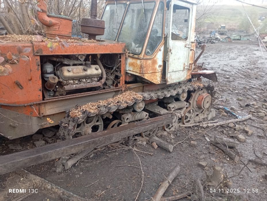 Продам трактор т-74 по запчастинах ,т-150г, кабіна 75, можливо по запч
