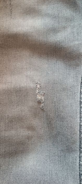 Spodnie jeans szare z zameczkami