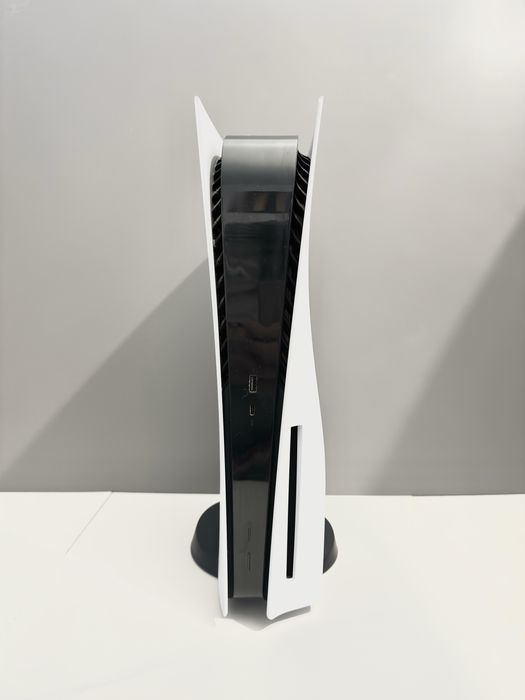 PlayStation 5 (PS5) standard, napęd, super stan, OKAZYJNA CENA!