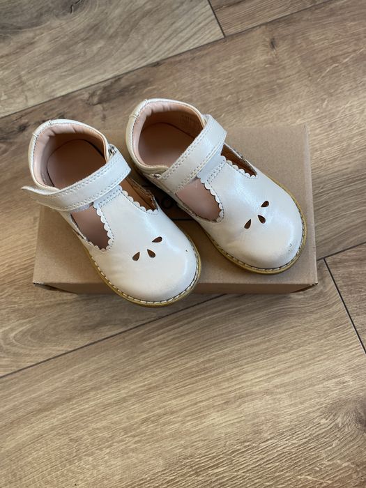 Pantofelki Friboo 24