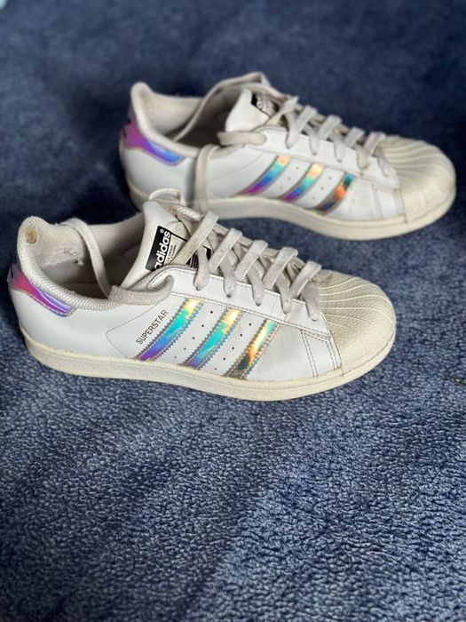 Жіночі шкіряні кросівки Adidas Superstar Holographic 37 розмір