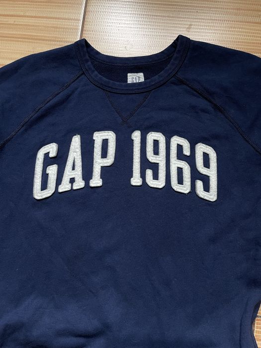 Толстовка реглан gap