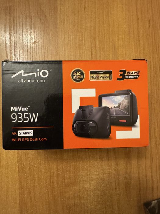Kamera samochodowa MiVue935W  i tylnia e60