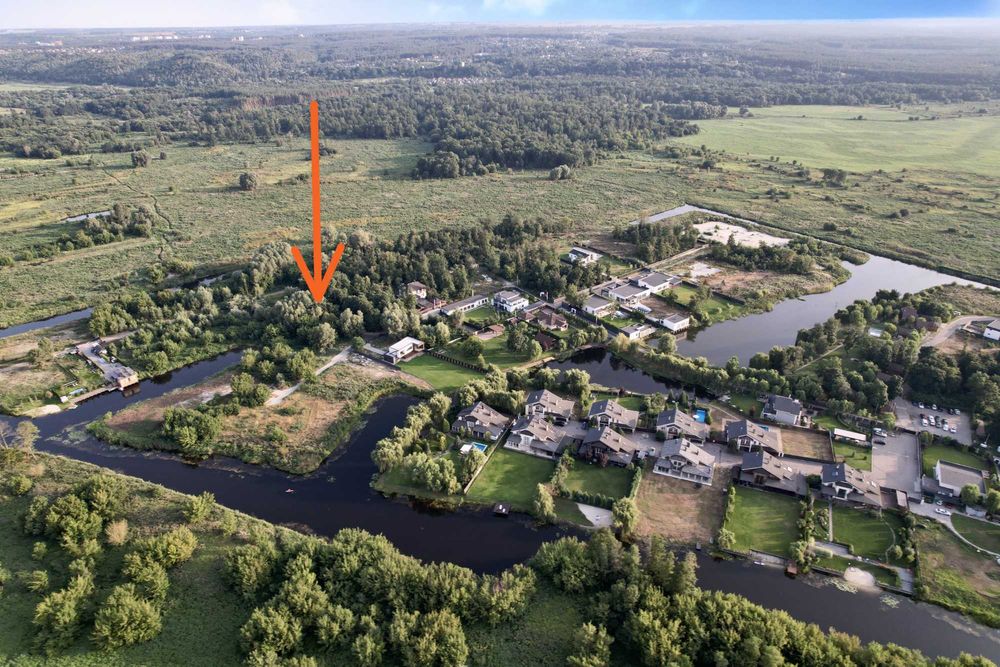 Ділянка 25 соток у котеджному містечку “Azimut River Club” річка, парк
