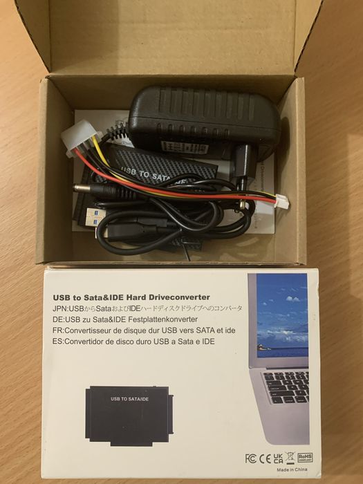 конвертер USB в SATA/IDE для жестких дисков.