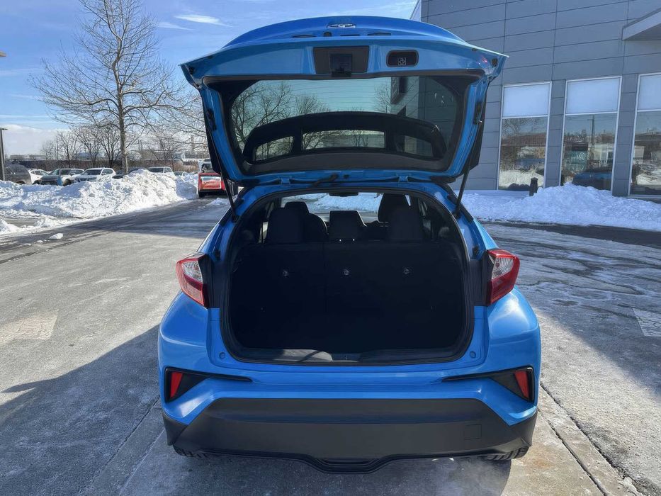 Toyota C-HR Limited      2019