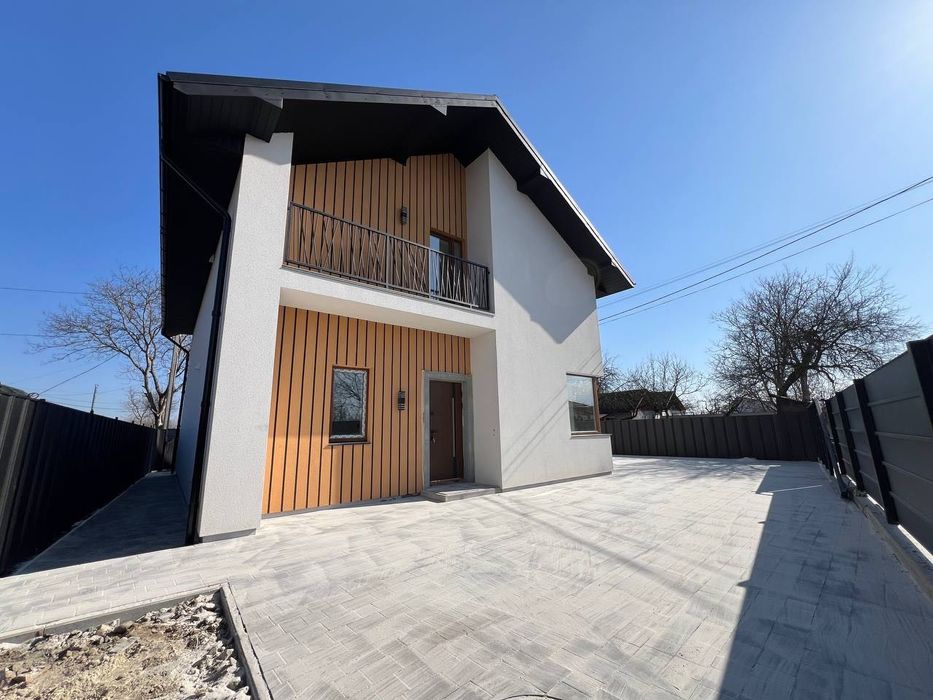 Продам будинок з ремонтом та басейном/3.7сотих/180м2/біля річки