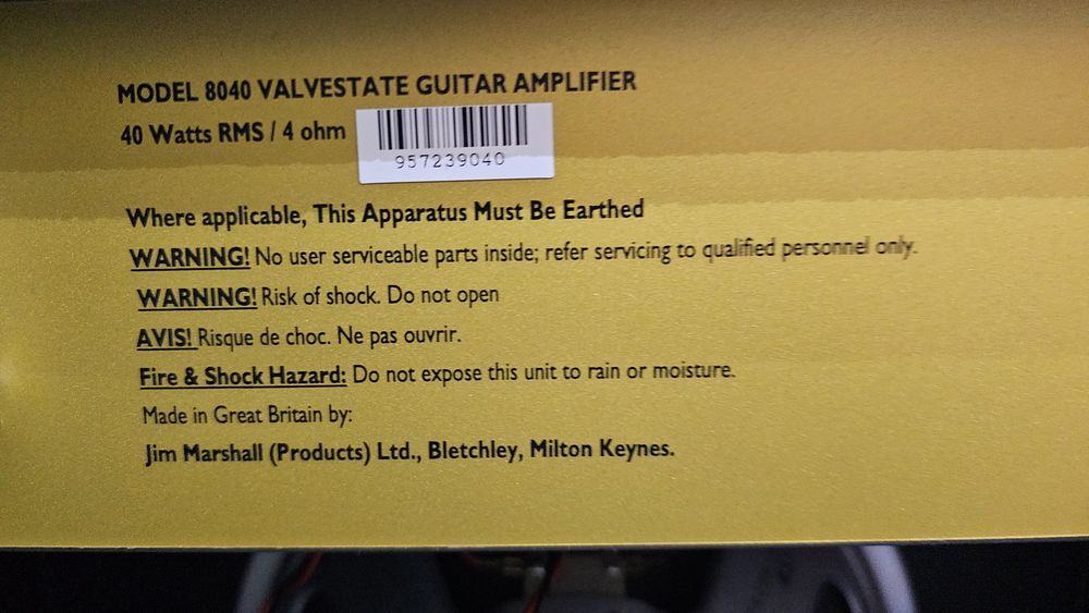 Marshall Valvestate 8040 4 0W Made in England Celestion G12L + footswitch + kabel