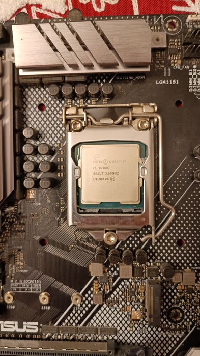 Intel core i7 9700K + płyta Prime Z390 series