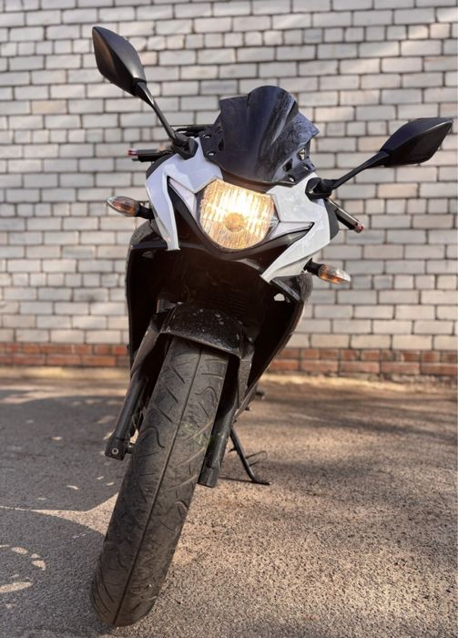 Suzuki GSX 250R 2017