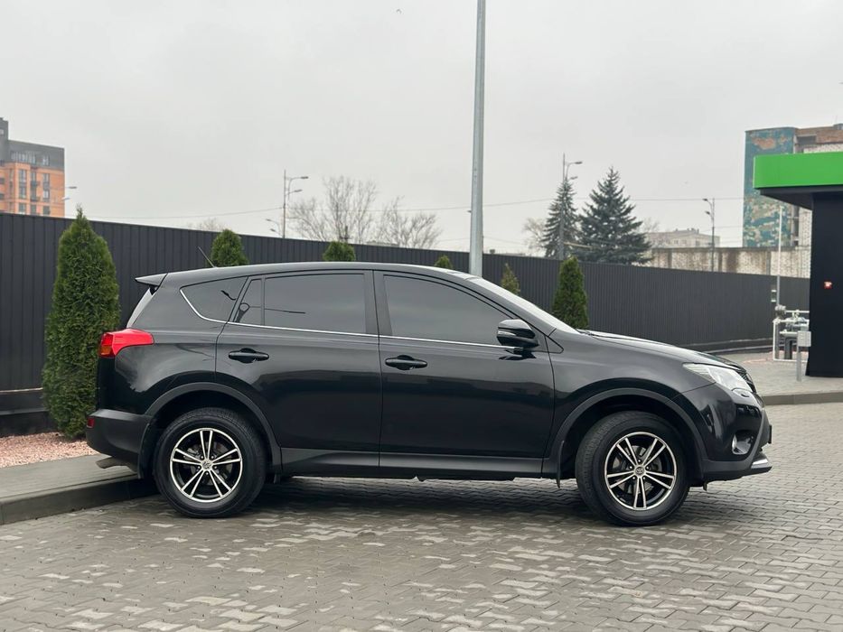 Toyota RAV 4 2013 р. Офіціал