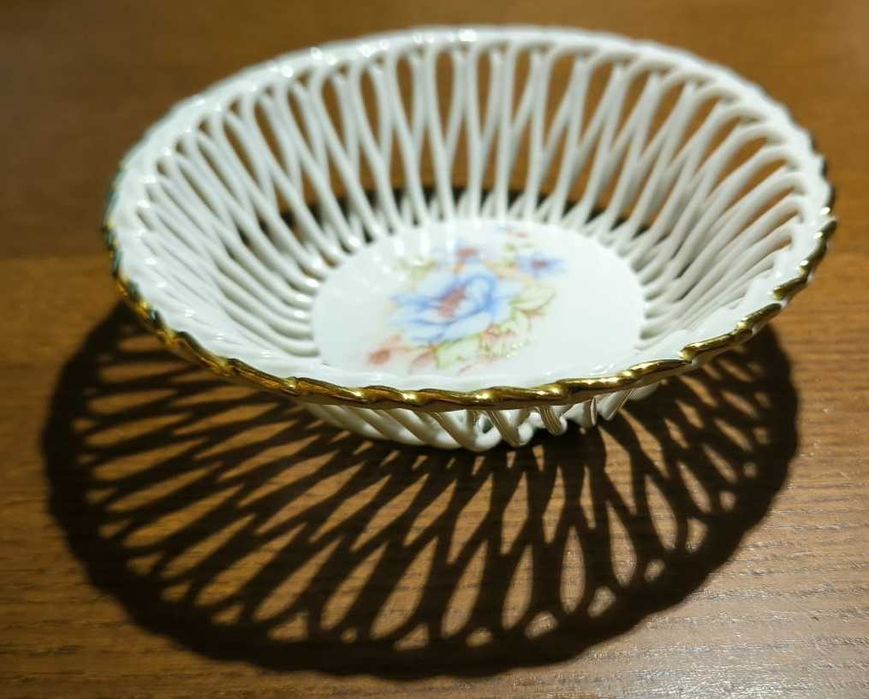 Ażurowa miseczka porcelanowa Alba Iulia Rumunia