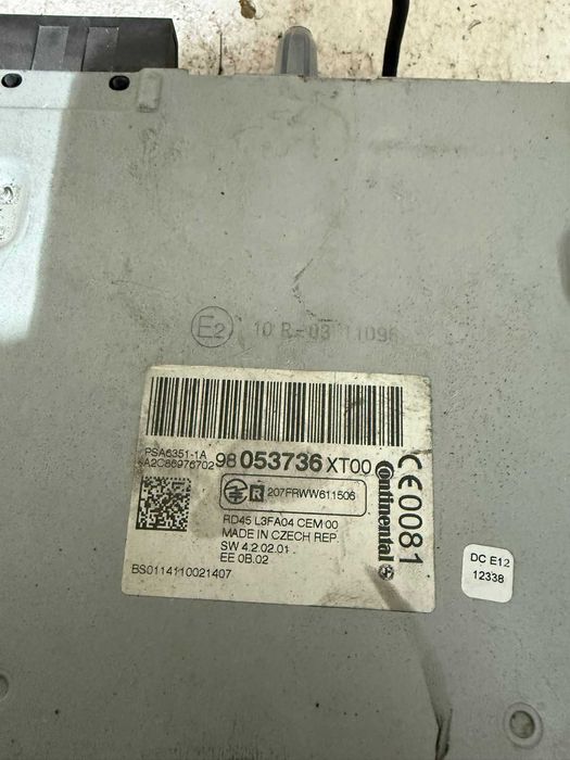 Radio - citroen / peugeot - 980.53736XT.00