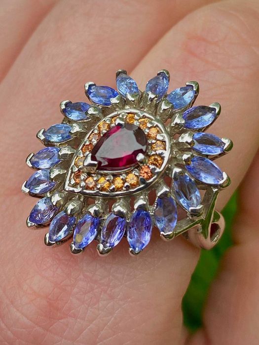 Srebrny pierścionek  z naturalnymi Tanzanitem i Granatem!!!