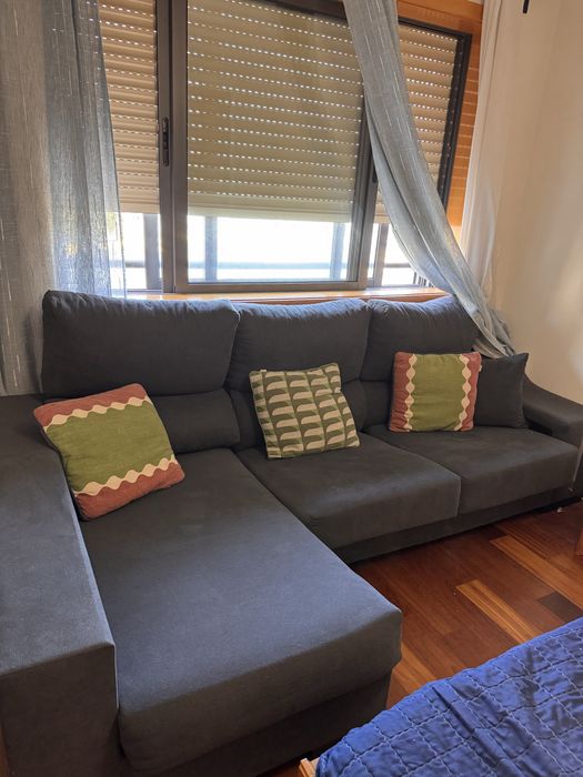 Sofá Cinzento com Chaise Longue – 2,70 m – Muito Bom Estado