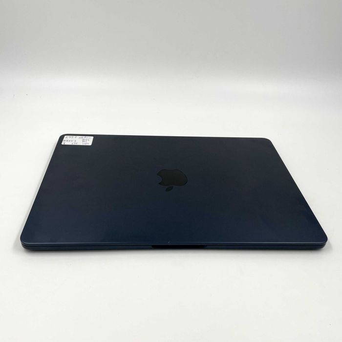 790$ MacBook Air 13" 2024 MRYU3 M3 / 8 GB / 256gb SSD