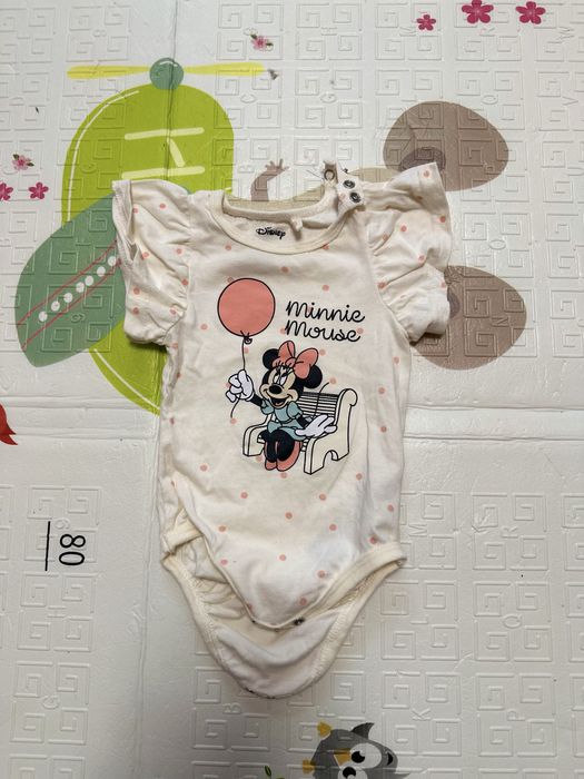 дитячі футболки та сукні