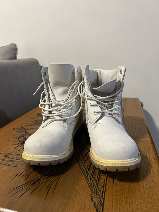 Timberland – ocieplane skórzane botki – kremowe – rozmiar 37,5–38