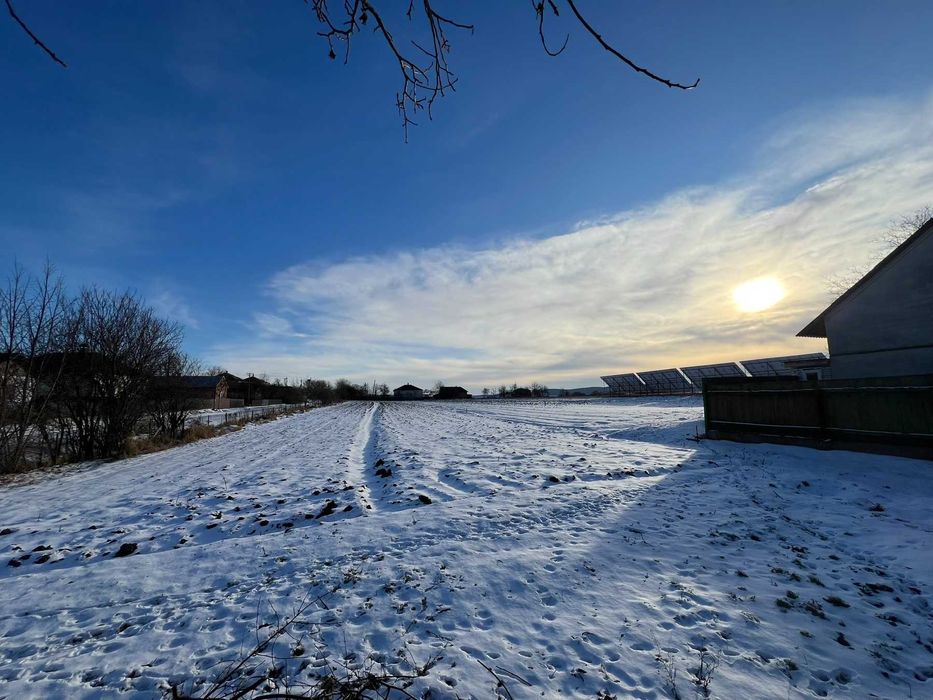 Продаж земельної ділянки у с.Звенигород 20 км. до Львова.
