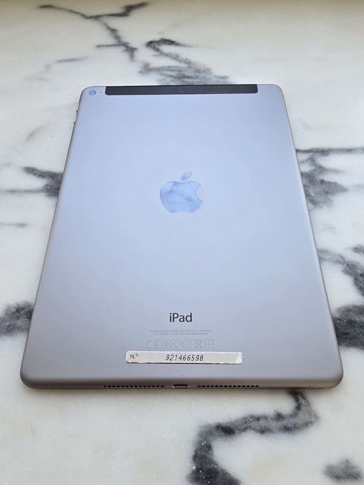 iPad Air 2 - Wi-Fi + celular