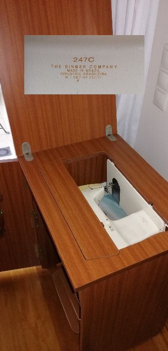 Máquina de costura Singer Zig Zag 247C