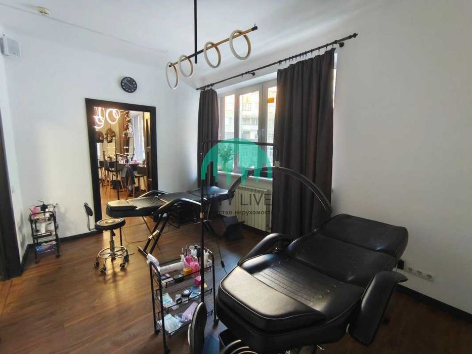 Оренда комерційного приміщення в центрі Івано-Франківська(60)