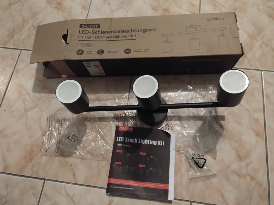 Nowa lampa sufitowa ledowa czarna