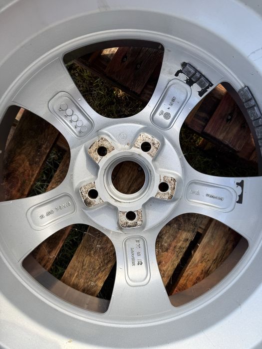 2x felga DBV 5x112  8j et30 rant