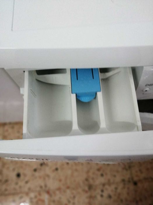 Máquina de Lavar Roupa Becken