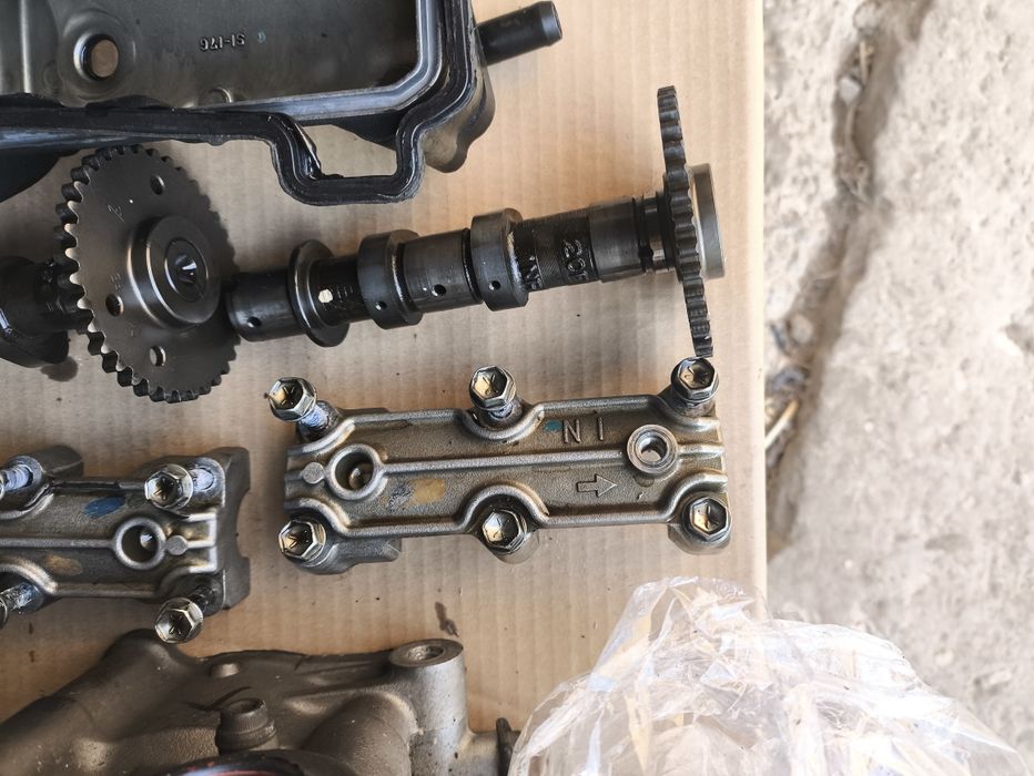 Suzuki sv 650 Głowica 2004