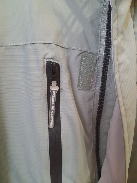 Куртка легенька на хлопчика 146 р.