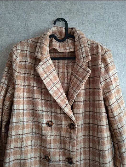 Płaszcz płaszczyk w kratkę rozmiar L 40