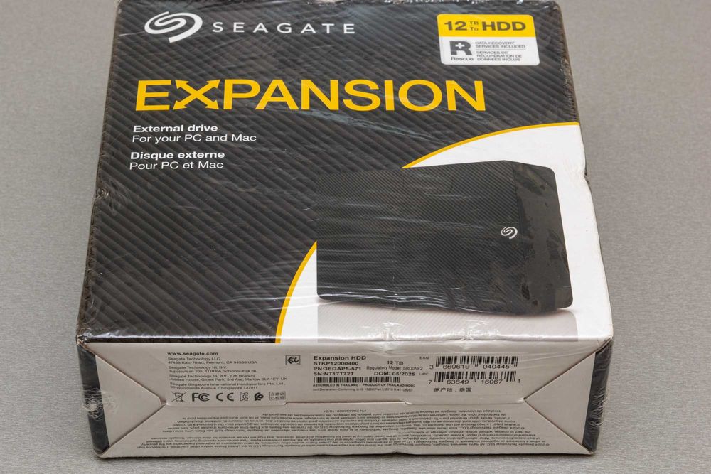 Жорсткий диск накопичувач Seagate Expansion Desktop 12 TB
