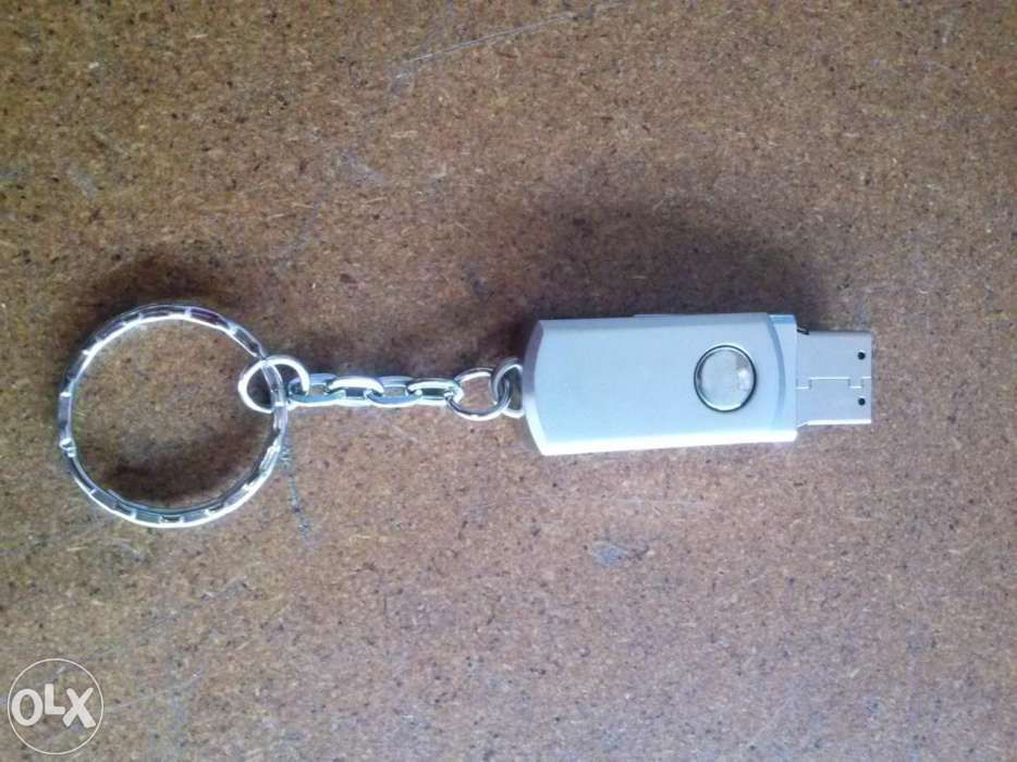 Pen usb de 128 gb422975113737676800