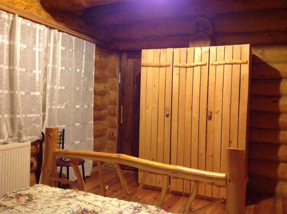 Великий дерев’яний будинок у самому серці Східниці   Гори Карпати