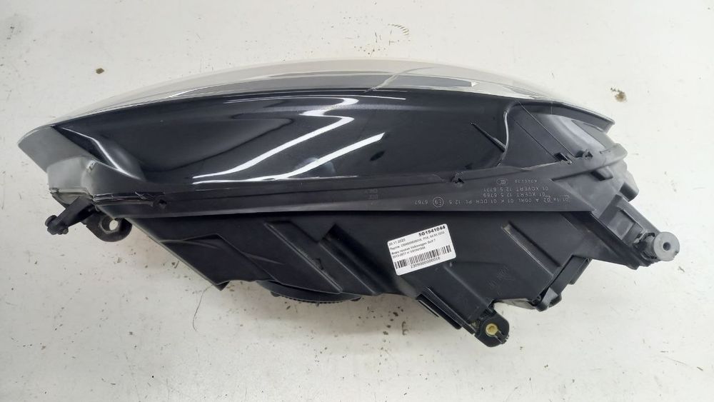Фара правая Volkswagen Golf 7 2013-2017 5G1941044