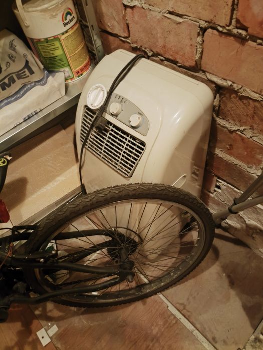 Klimatyzator z rurą
