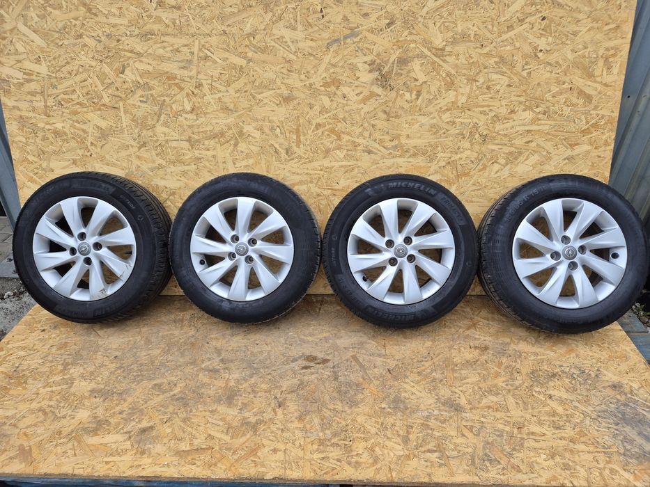 Koła alufelgi z oponami 15" Opel Corsa E Adam