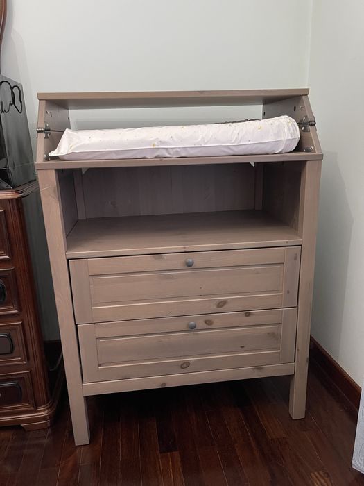 Cómoda/ Muda Fralda IKEA Sundvik